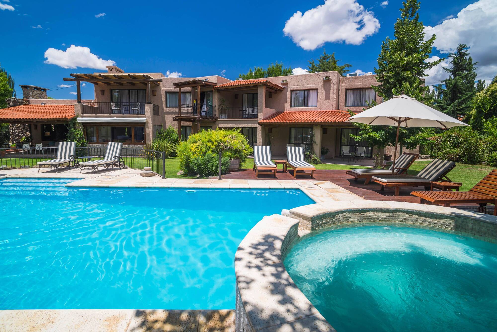 Lares De Chacras Hotel Чакрас де Кория Екстериор снимка